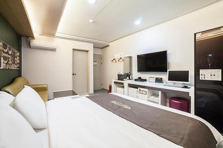 Venture Hotel Кванджу Экстерьер фото