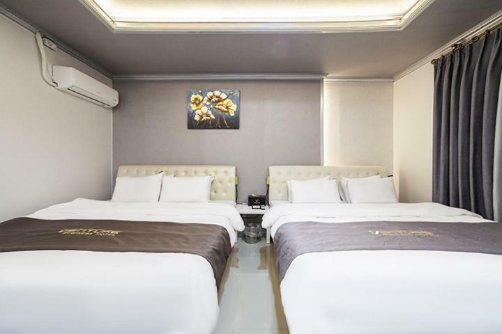 Venture Hotel Кванджу Экстерьер фото