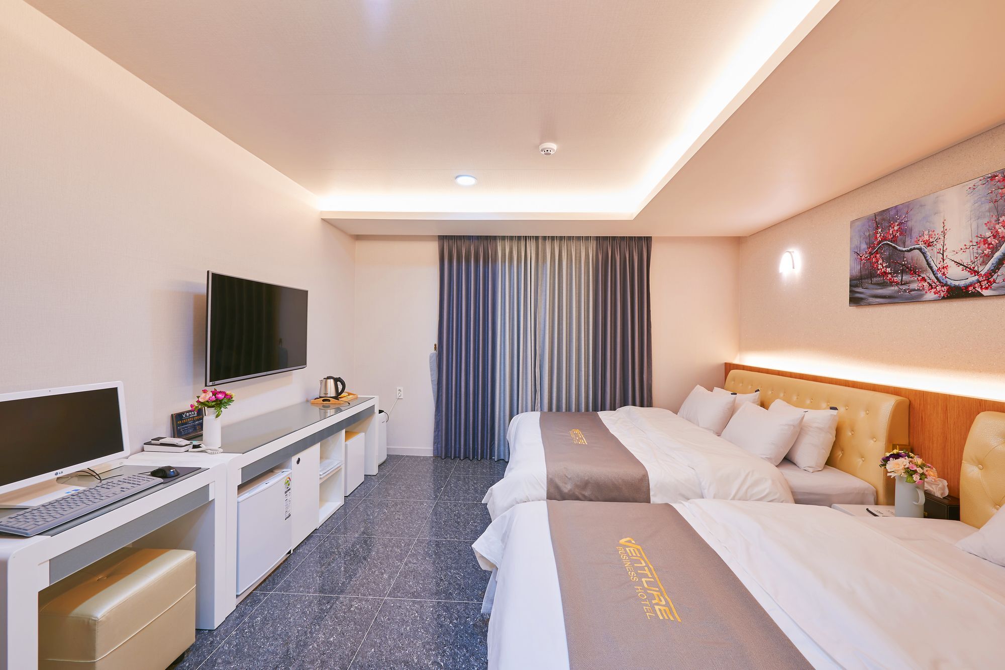 Venture Hotel Кванджу Экстерьер фото